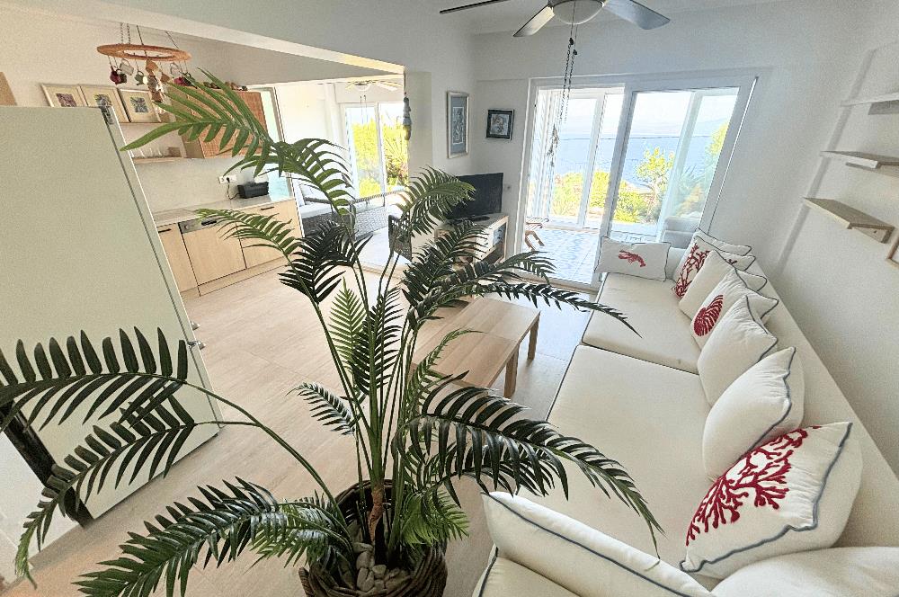 Bodrum Gündoğan Panoramik Deniz Manzaralı Satılık Bahçe Dubleksi