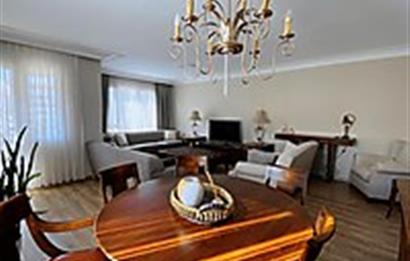 BOSTANLI'DA NEZİH SOKAKTA SATILIK BAKIMLI DAİRE