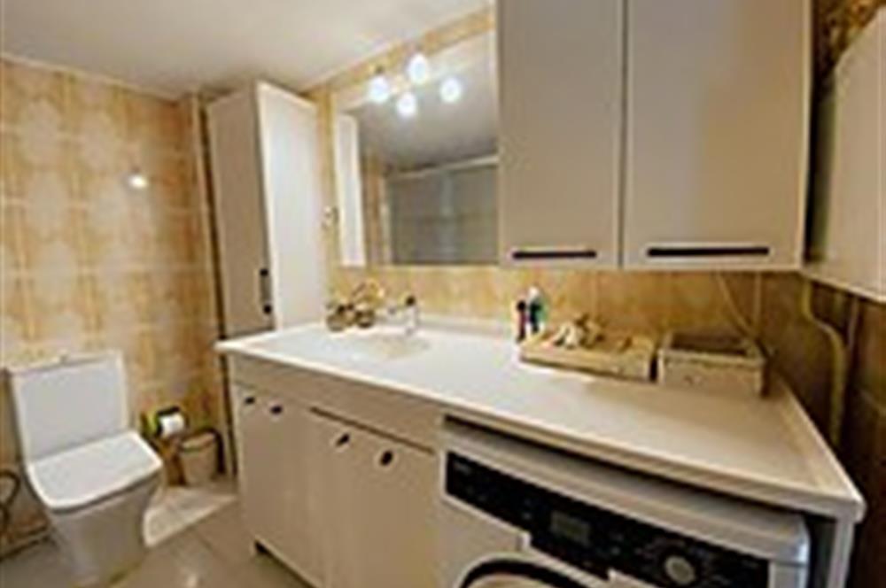 BOSTANLI'DA NEZİH SOKAKTA SATILIK BAKIMLI DAİRE