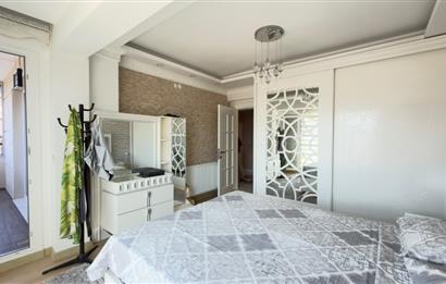 Selçuk'ta Şehir ve Doğa Manzaralı 5+1 Satılık Müstakil Villa