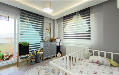 Selçuk'ta Şehir ve Doğa Manzaralı 5+1 Satılık Müstakil Villa