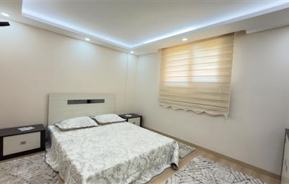 Selçuk'ta Şehir ve Doğa Manzaralı 5+1 Satılık Müstakil Villa