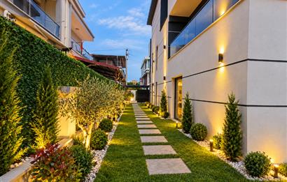 CENTURY 21 POYRAZ'DAN MENDERES'DE SATILIK  5+1 LÜKS VİLLA