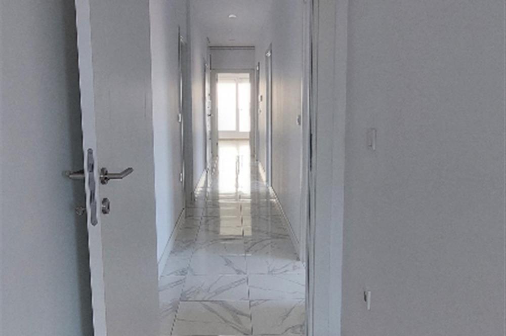 Kozyatağı nda Metro Yakını 3+1 Kiralık Daire