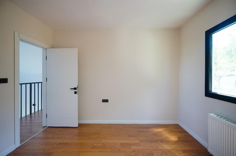 C21 BAL 'dan Davutlar Mahallesinde Manzaralı 3+1 Loft Villa