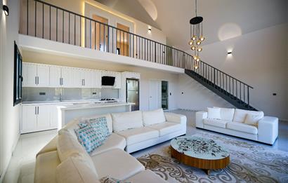 C21 BAL 'dan Davutlar Mahallesinde Manzaralı 3+1 Loft Villa
