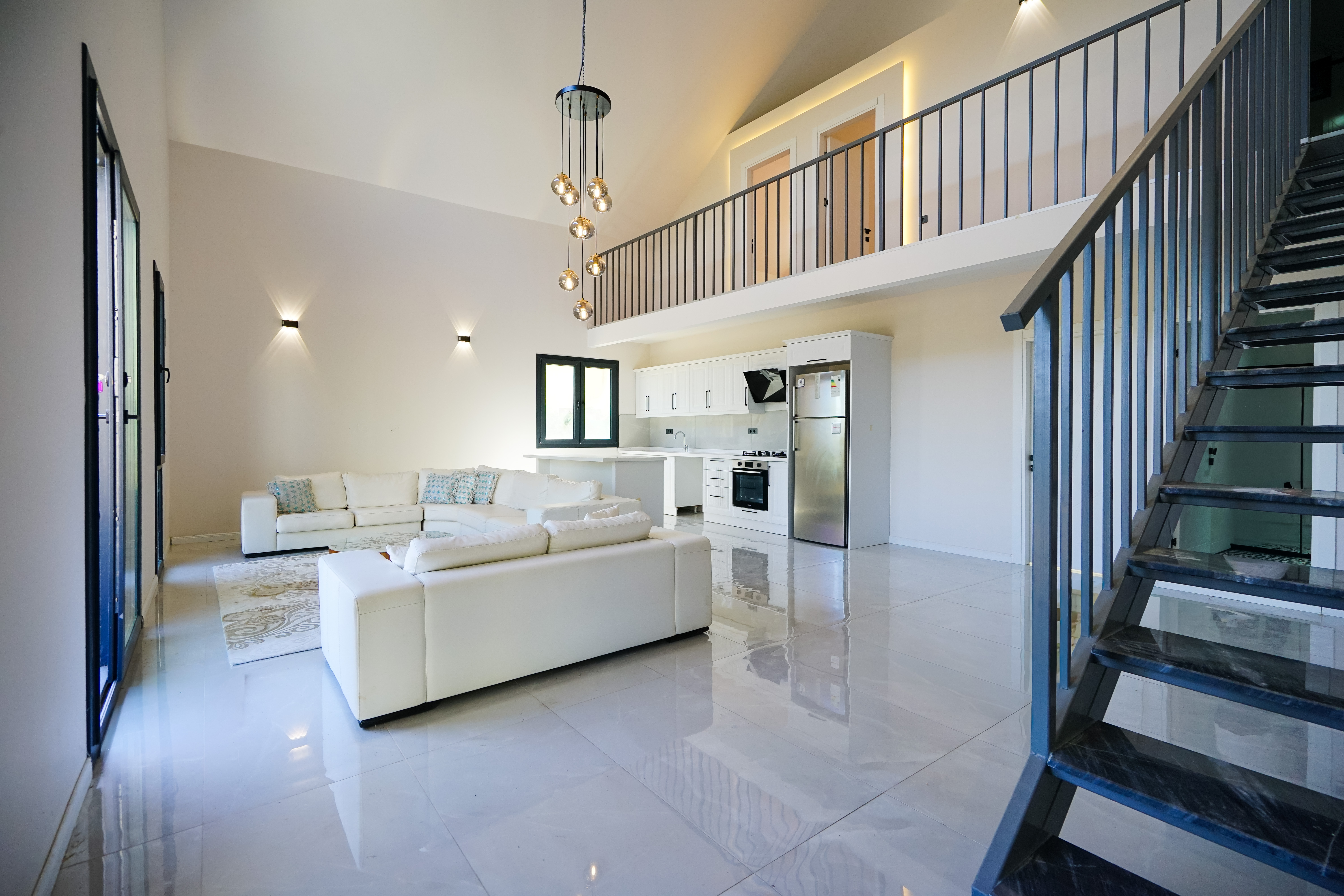 C21 BAL 'dan Davutlar Mahallesinde Manzaralı 3+1 Loft Villa