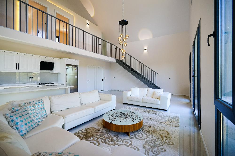 C21 BAL 'dan Davutlar Mahallesinde Manzaralı 3+1 Loft Villa