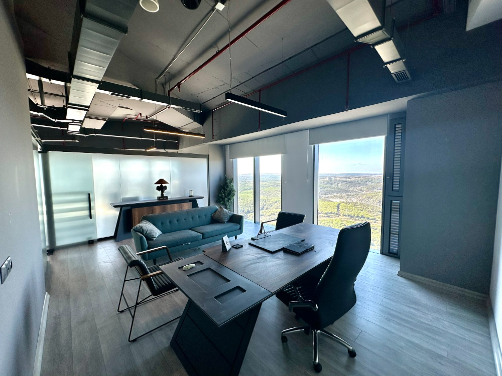 Skyland Satılık Ofis 225m² Boş Taşınmaya Hazır Teraslı