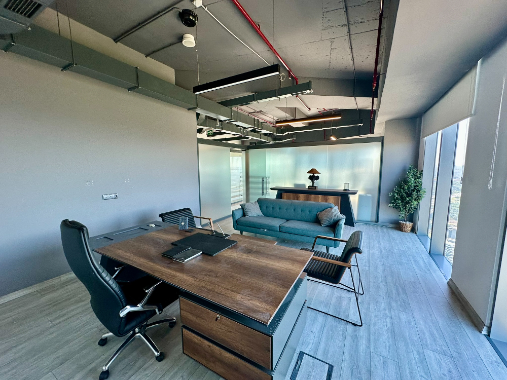 Skyland Satılık Ofis 225m² Boş Taşınmaya Hazır Teraslı