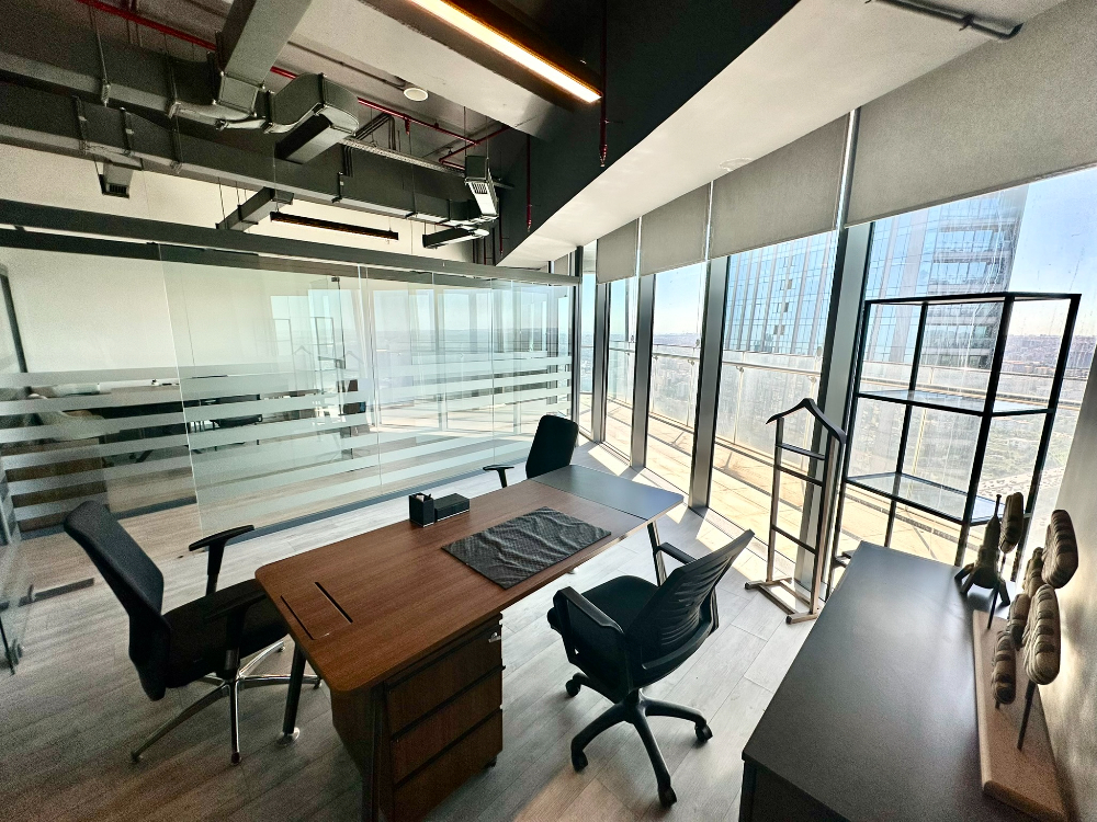 Skyland Satılık Ofis 225m² Boş Taşınmaya Hazır Teraslı