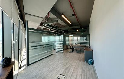Skyland Satılık Ofis 225m² Boş Taşınmaya Hazır Teraslı