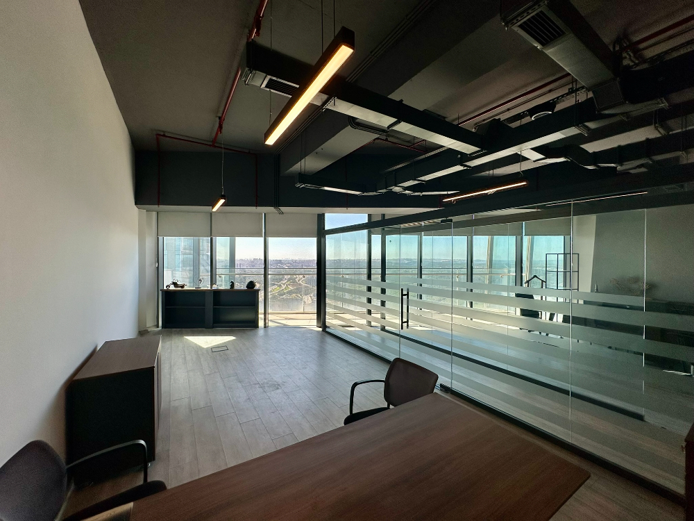 Skyland Satılık Ofis 225m² Boş Taşınmaya Hazır Teraslı
