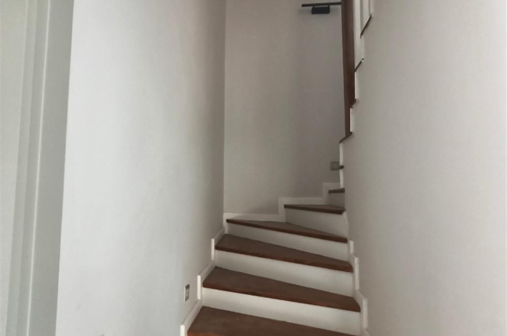 CENTURY 21 POYRAZ'DAN MENDERES'DE SATILIK  5+1 LÜKS VİLLA