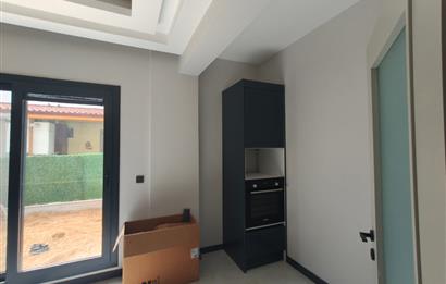 CENTURY 21 POYRAZ'DAN MENDERES'DE SATILIK  5+1 LÜKS VİLLA