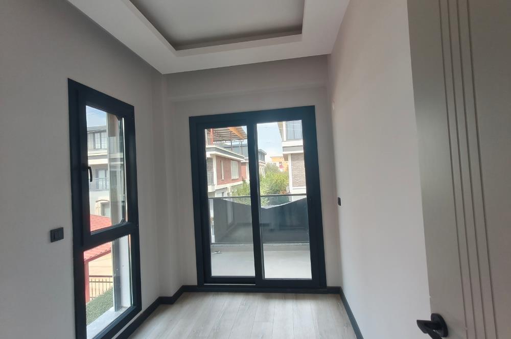 CENTURY 21 POYRAZ'DAN MENDERES'DE SATILIK  5+1 LÜKS VİLLA