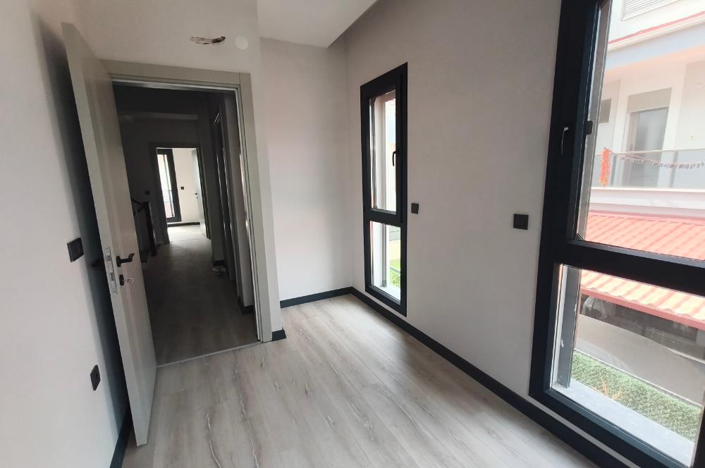 CENTURY 21 POYRAZ'DAN MENDERES'DE SATILIK  5+1 LÜKS VİLLA