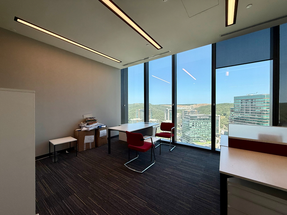 Vadistanbul Kiralık Ofis 600m2 Dekorasyonlu Ofis