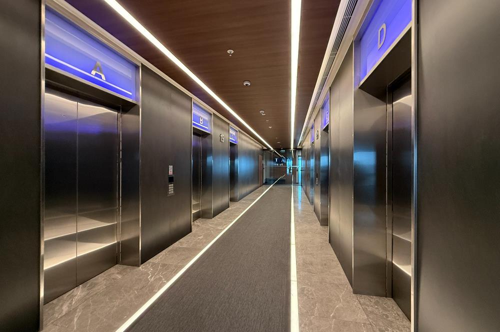 Vadistanbul Kiralık Ofis 600m2 Dekorasyonlu Ofis