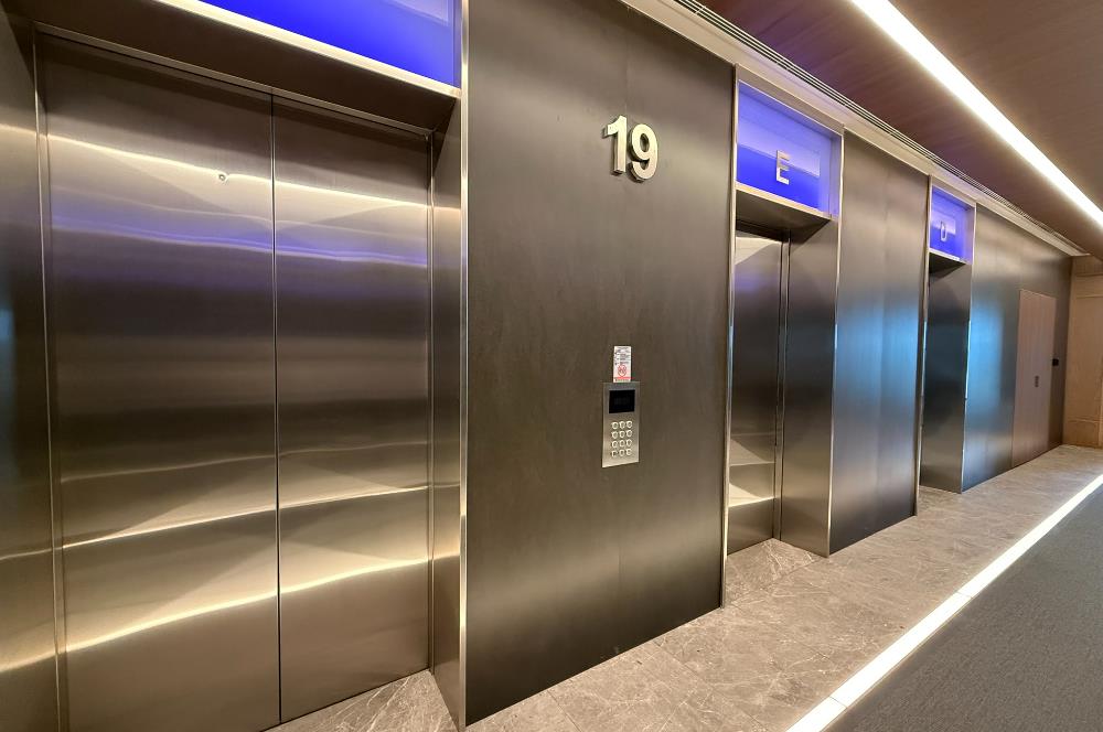 Vadistanbul Kiralık Ofis 600m2 Dekorasyonlu Ofis