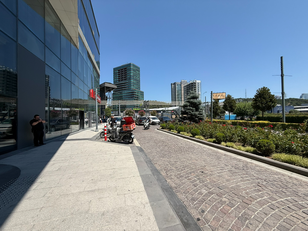 Vadistanbul Kiralık Ofis 600m2 Dekorasyonlu Ofis