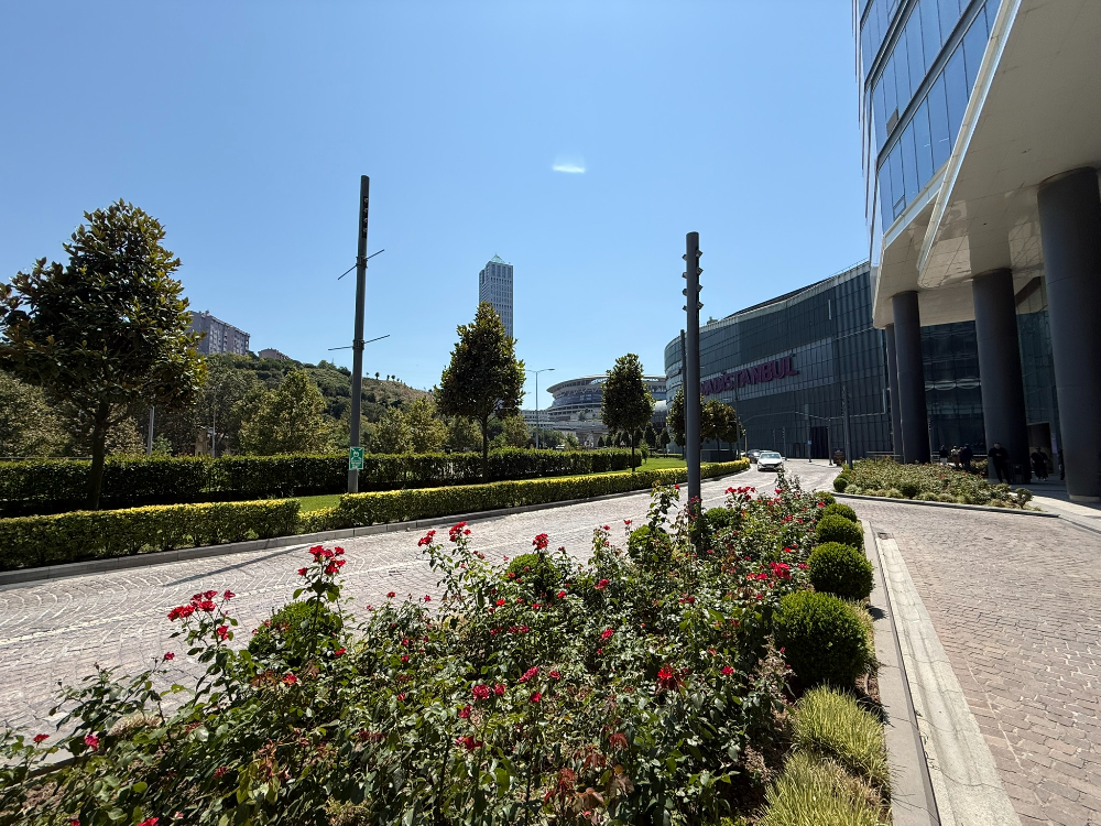 Vadistanbul Kiralık Ofis 600m2 Dekorasyonlu Ofis