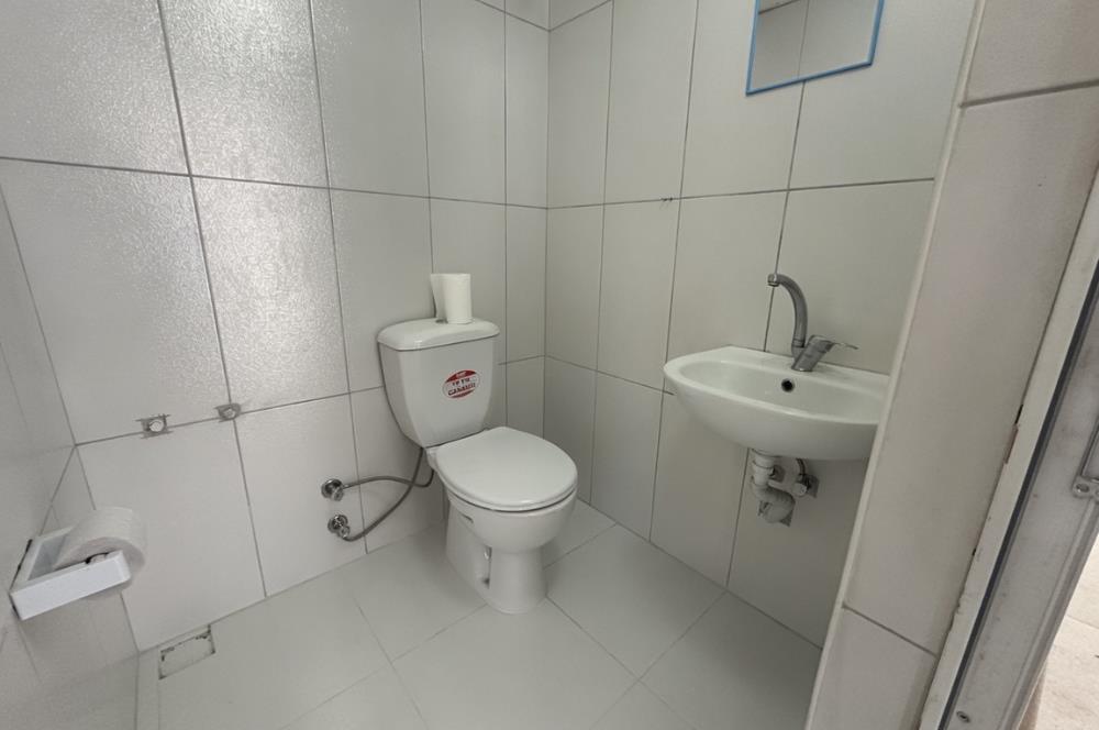 C21 Uzman’dan Kaşüstü’nde Satılık Dükkan