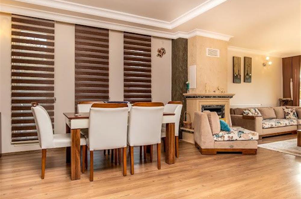 Urlanın Prestijli Sitelerinden Doğa Park Evlerinde Lüks Villa