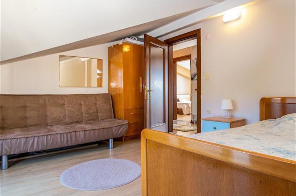 Urlanın Prestijli Sitelerinden Doğa Park Evlerinde Lüks Villa