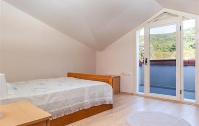 Urlanın Prestijli Sitelerinden Doğa Park Evlerinde Lüks Villa