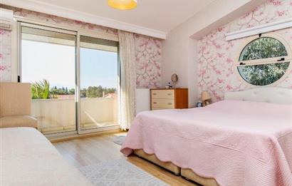 Urlanın Prestijli Sitelerinden Doğa Park Evlerinde Lüks Villa