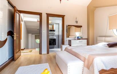 Urlanın Prestijli Sitelerinden Doğa Park Evlerinde Lüks Villa
