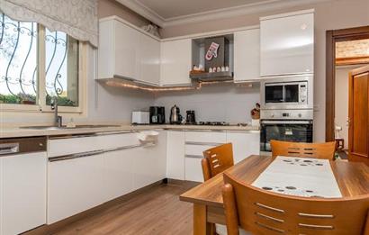 Urlanın Prestijli Sitelerinden Doğa Park Evlerinde Lüks Villa