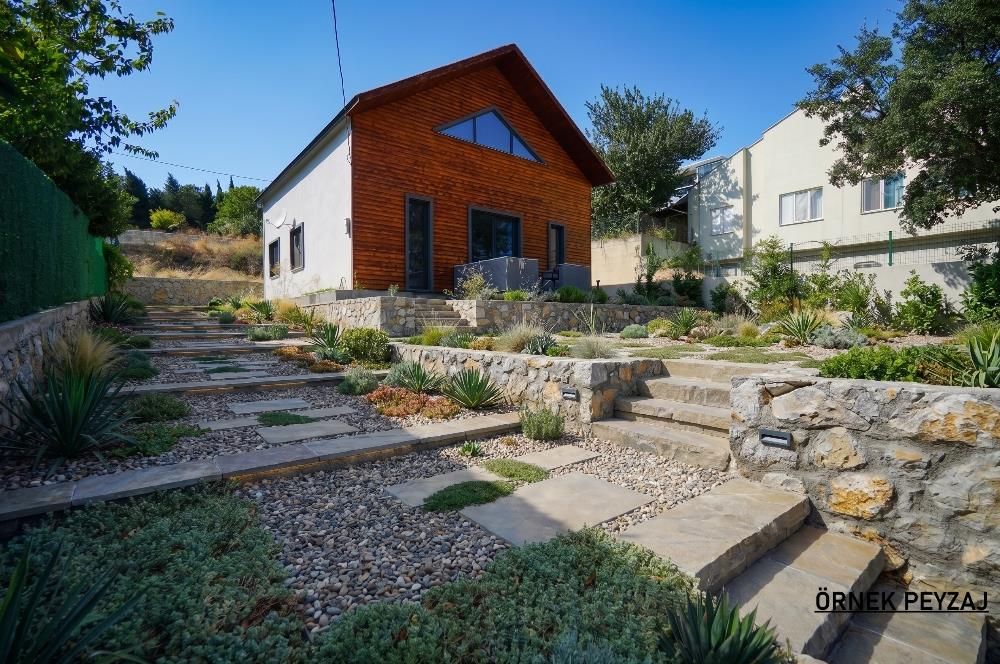 C21 BAL 'dan Davutlar Mahallesinde Manzaralı 3+1 Loft Villa