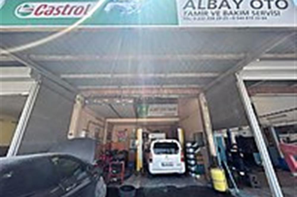 ATASANAYİ SİTESİNDE SATILIK İŞ YERİ