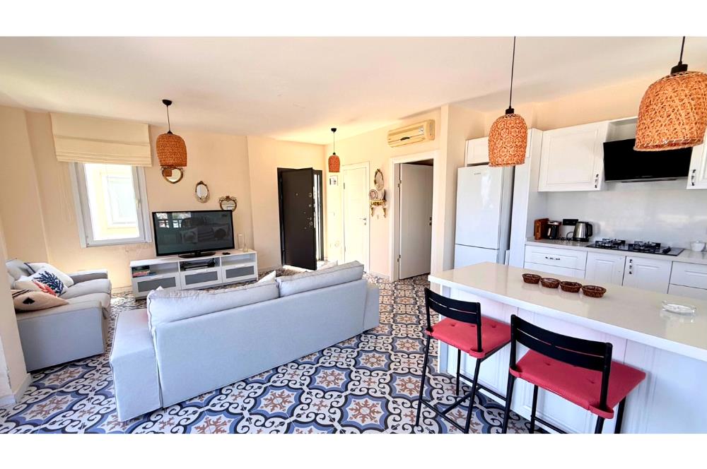 BODRUM GÜNDOĞAN BLUE BAY'DE KESİNTİSİZ DENİZ MANZARALI 2+1