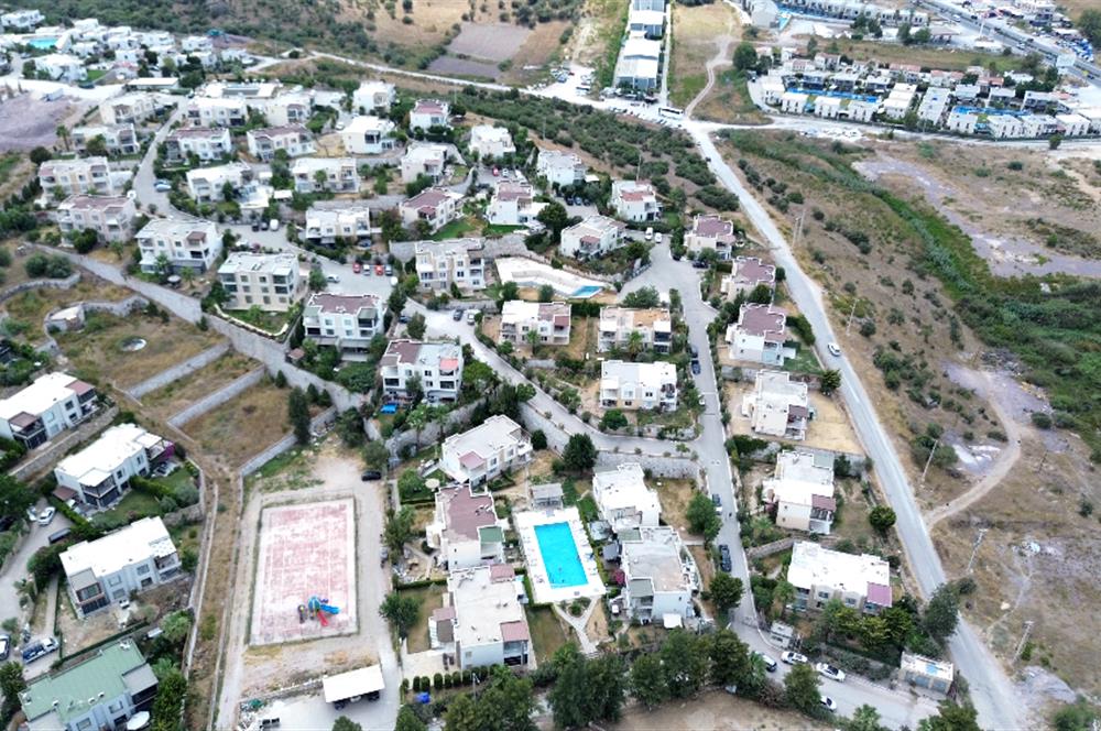 MEŞELİK TUZLA PARK RESORT'TA SATILIK 2+1 DAİRE