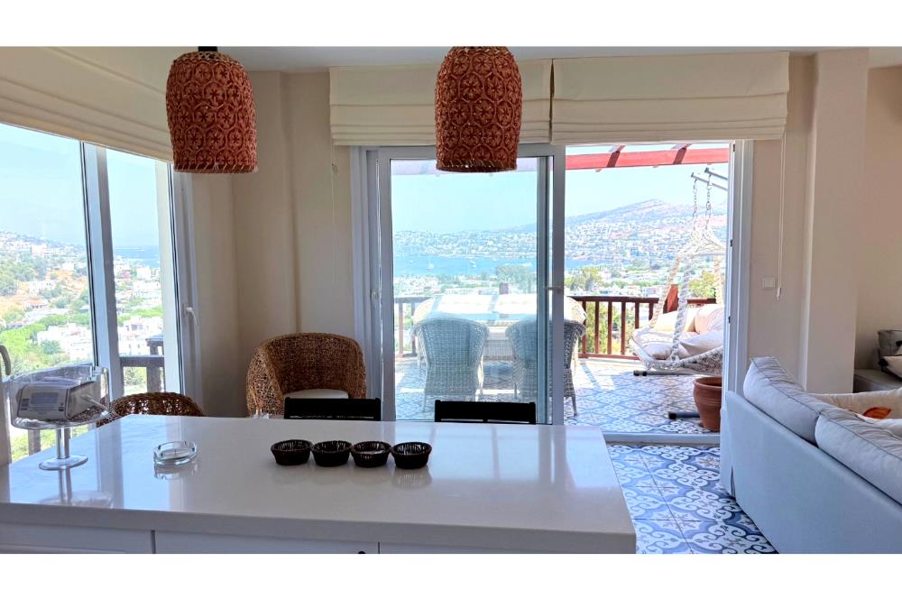 BODRUM GÜNDOĞAN BLUE BAY'DE KESİNTİSİZ DENİZ MANZARALI 2+1