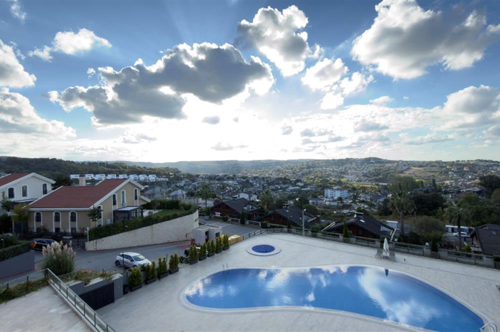 Villa Gio Sitesi'nde Deniz ve Doğa Manzaralı Eşyalı&Eşyasız KRLK