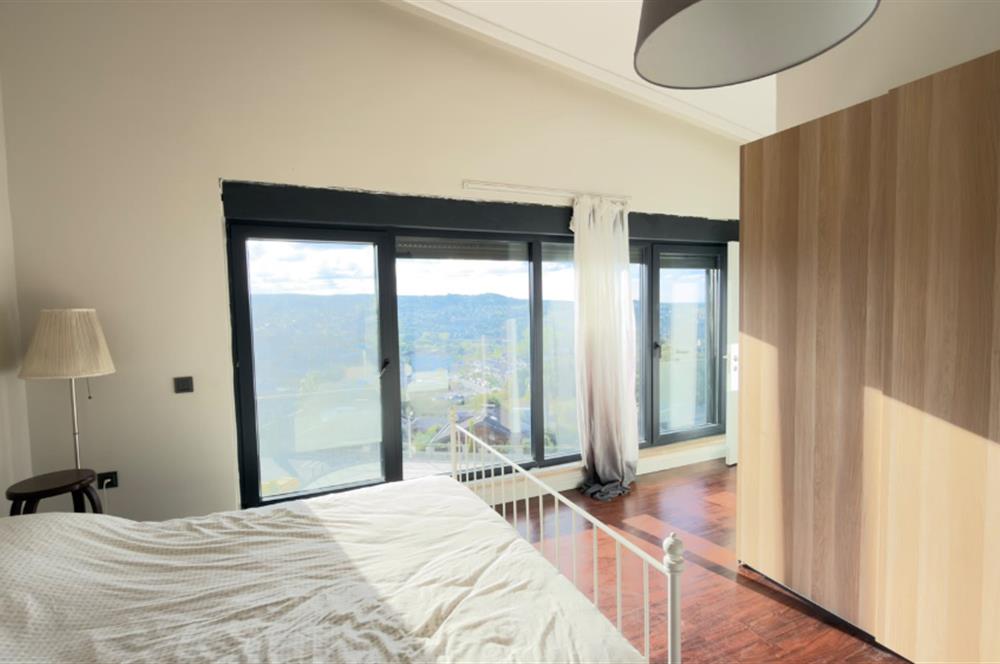 Villa Gio Sitesi'nde Deniz ve Doğa Manzaralı Eşyalı&Eşyasız KRLK