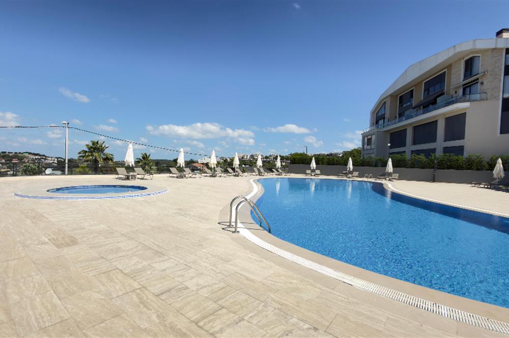 Villa Gio Sitesi'nde Deniz ve Doğa Manzaralı Eşyalı&Eşyasız KRLK