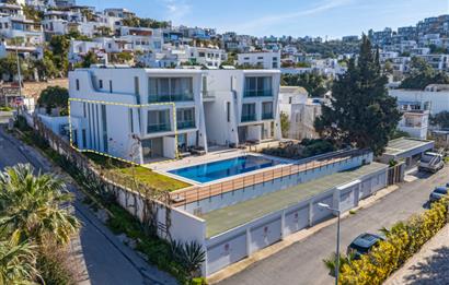 Bodrum Eskiçeşme'de 3 Oda 1 Salon Geniş Plan Havuzlu Villa