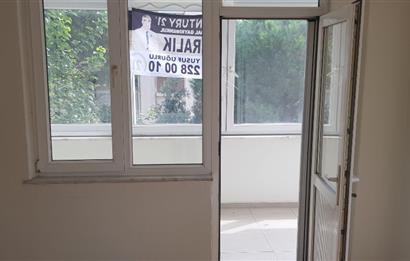 CENTURY21 BAL'DAN ALTIEYLÜL-BALIKESİR-BAHÇELİEVLERDE KİRALIK 2+1 DAİRE