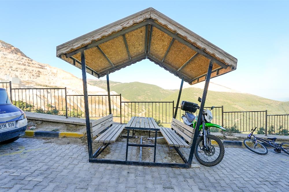C21 Cius; Cihatlı TOKİ de Asansörlü Giriş Kat 2+1 Satılık Daire