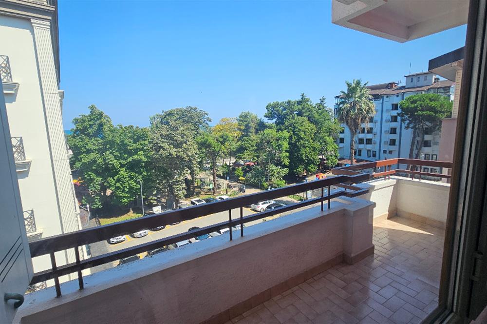 CENTURY 21'DEN ÇİFT CEPHELİ GENİŞ 3+1 KİRALIK DAİRE