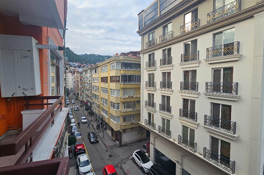 CENTURY 21'DEN ÇİFT CEPHELİ GENİŞ 3+1 KİRALIK DAİRE