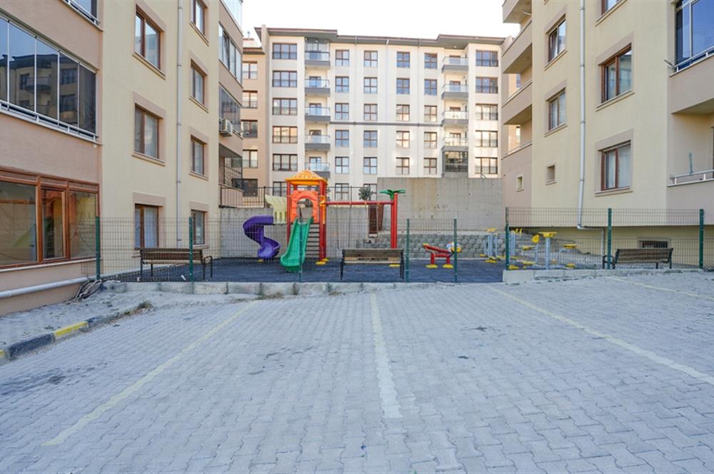 C21 Cius; Cihatlı TOKİ de Asansörlü Giriş Kat 2+1 Satılık Daire