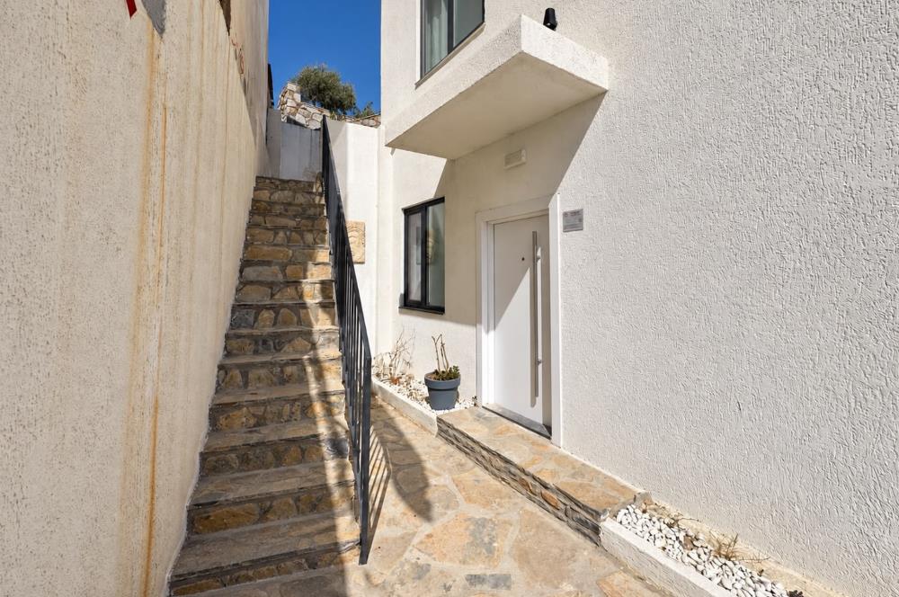 Bodrum Dereköy Bahçeli Yeni Kiralık 3+1 Eşyalı Dubleks