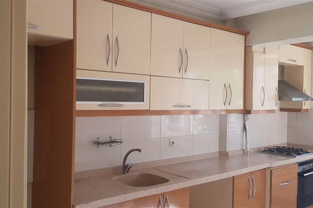 CENTURY21 BAL'DAN ALTIEYLÜL-BALIKESİR-BAHÇELİEVLERDE KİRALIK 2+1 DAİRE