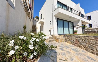 Bodrum Dereköy Bahçeli Yeni Kiralık 3+1 Eşyalı Dubleks